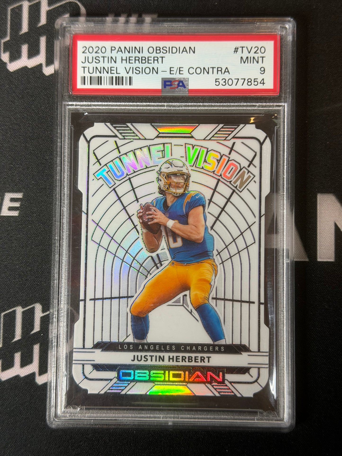 2020 PANINI OBSIDIAN JUSTIN HERBERT TUNNEL VISION- E/E CONTRA #TV20 PSA 9