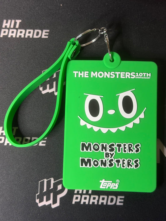 LABUBU ONE TOUCH MAGNETIC KEY RING - GREEN