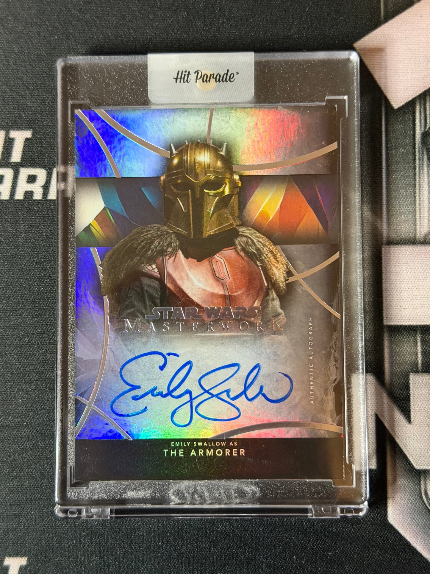 24 STAR WARS MASTERWORK RAINBOW FOIL EMILY SWALLOW AS THE ARMORER AUTO 41/50