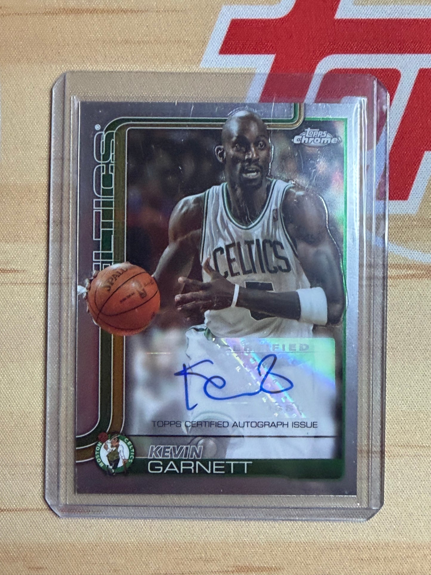 25-26 TOPPS CHROME KEVIN GARNETT BASE AUTOGRAPH